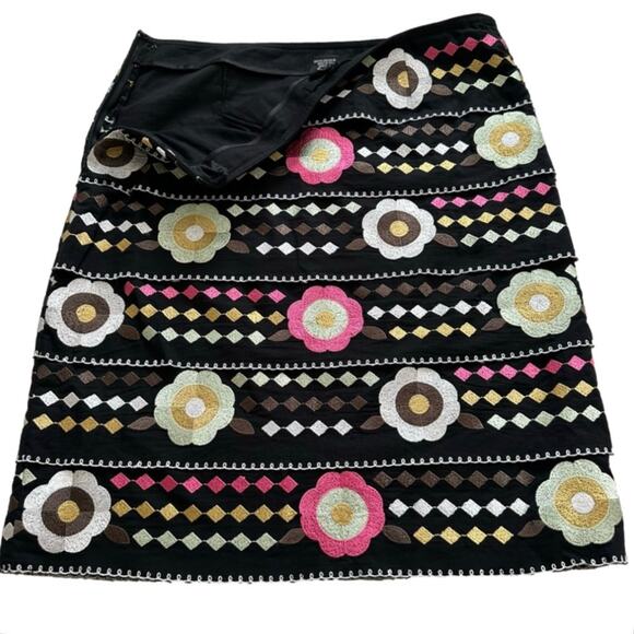 Etcetera Skirt Black Multicolored Floral Embroidered Tiered Pencil Skirt Size 6 - Picture 8 of 9
